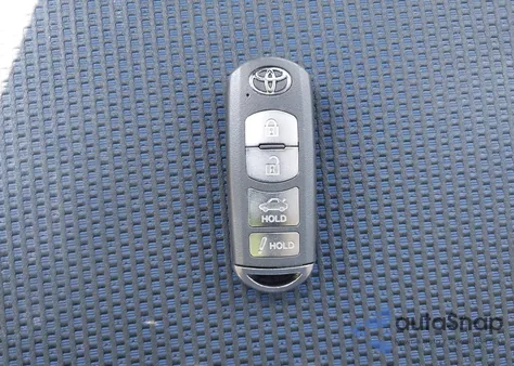 2017 Toyota Yaris Ia из США, поврежденный, VIN 3MYDLBYV6HY181760